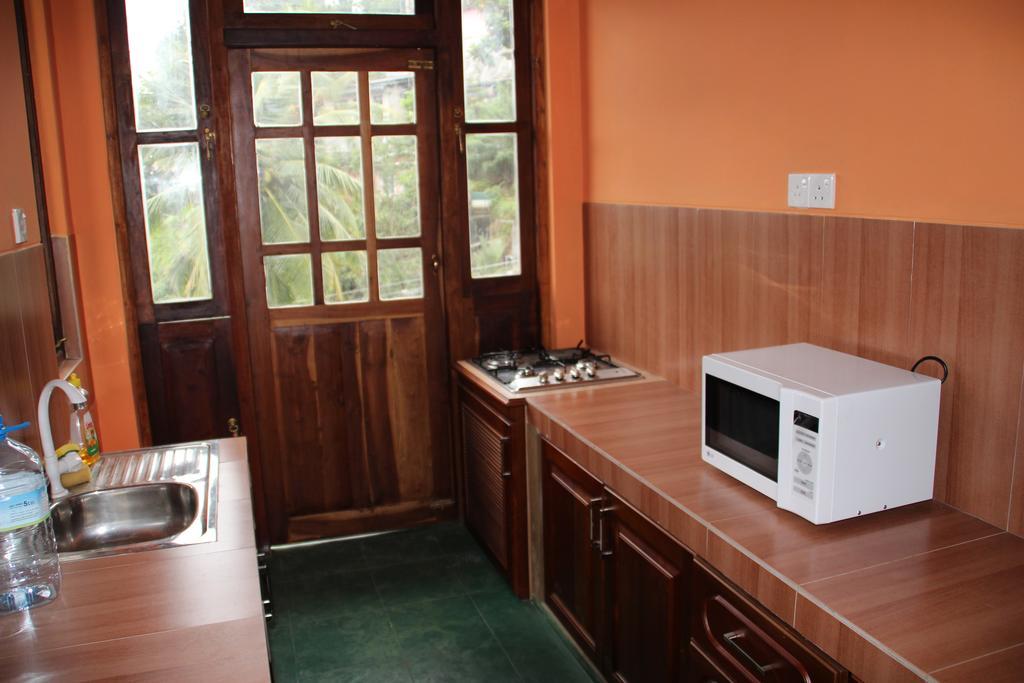 Self Cate Luxury Apartments Tennekumbura Bilik gambar