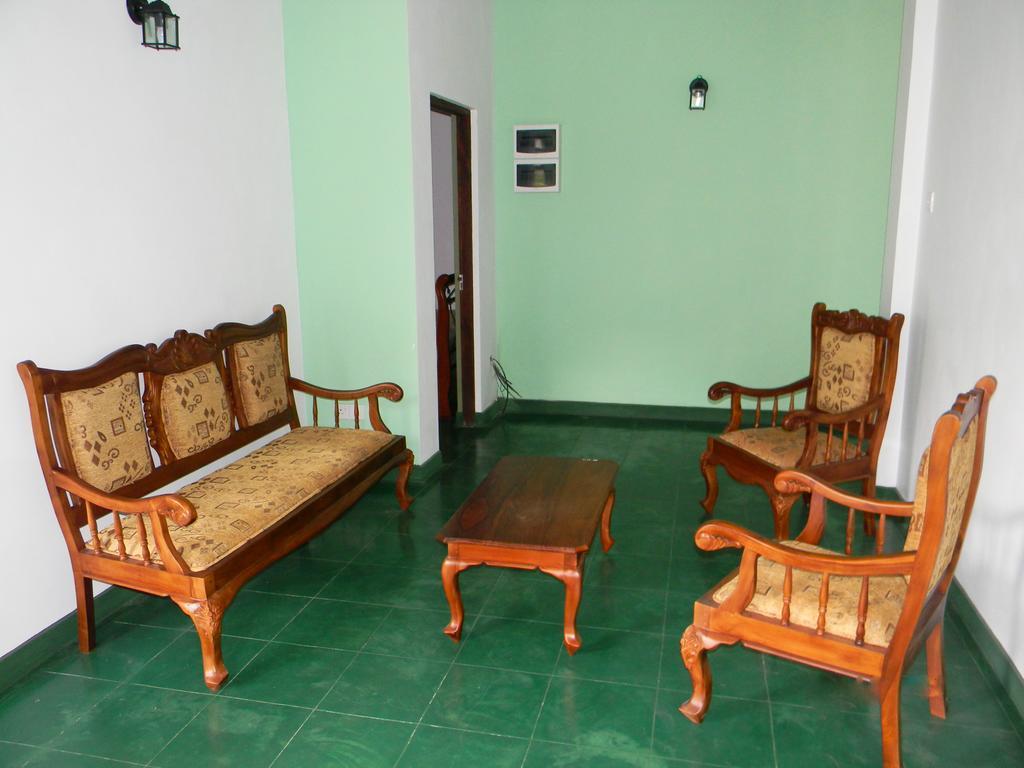 Self Cate Luxury Apartments Tennekumbura Bilik gambar